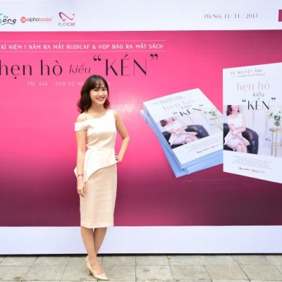 Start-up Vũ Nguyệt Ánh ra mắt sách về hẹn hò